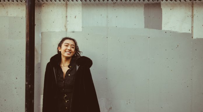 Гиалуроновая кислота для здоровья женских суставов Оборудование салона красоты: