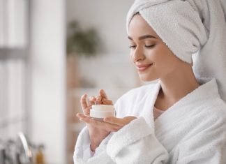 С чем носить женский ремень