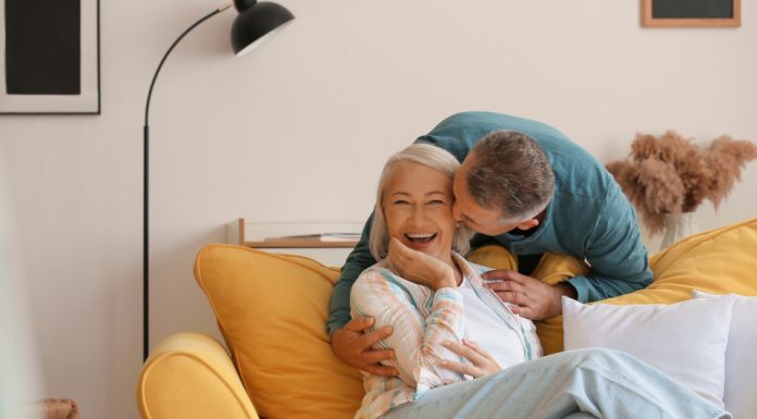 Гиалуроновая кислота для здоровья женских суставов Оборудование салона красоты: